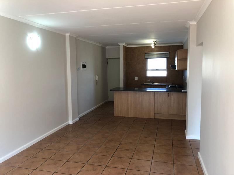 To Let 2 Bedroom Property for Rent in Vredekloof East Western Cape